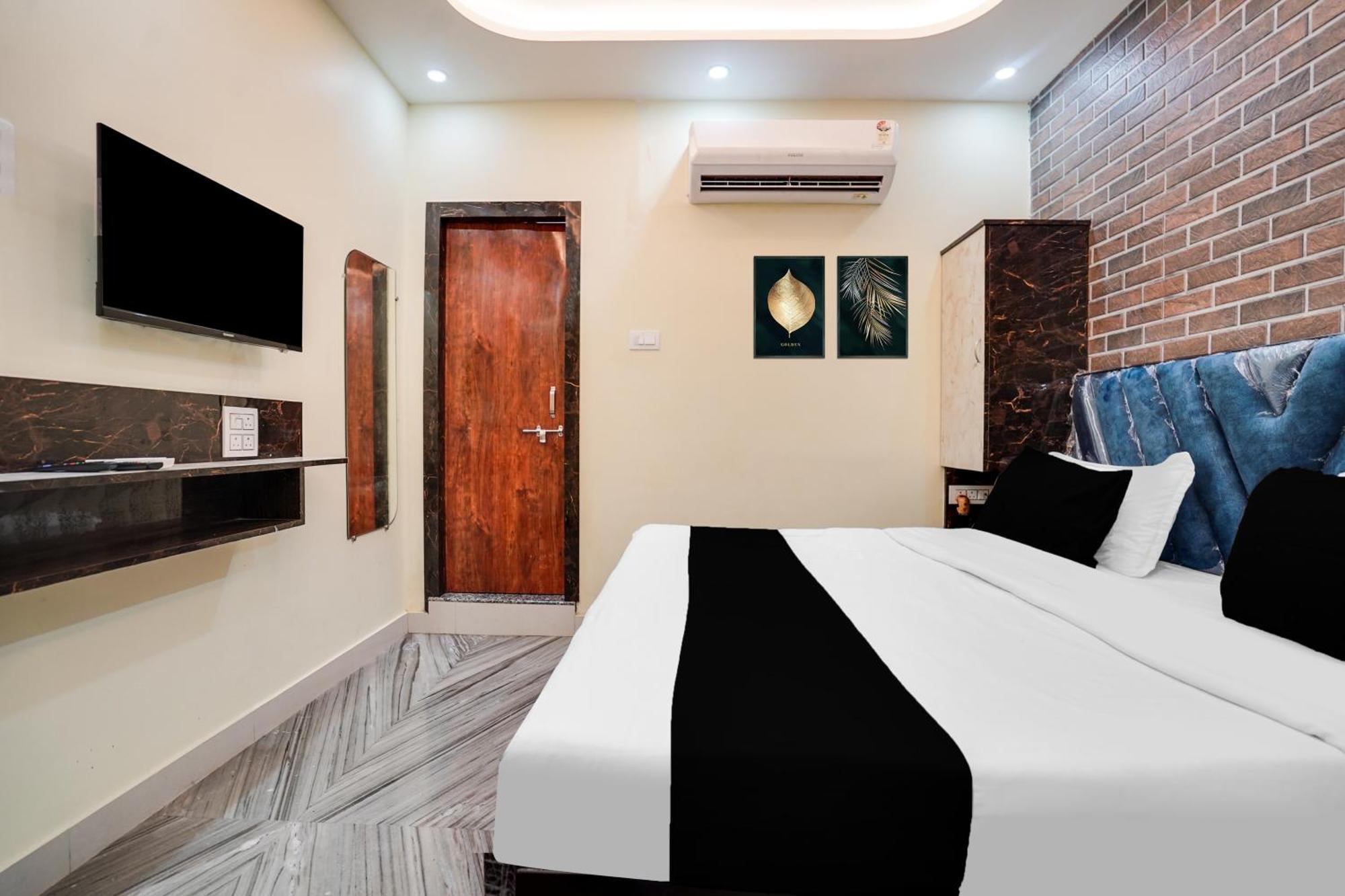 Super Collection O Rajapur Circuit House Hotel Prayagraj Exterior photo